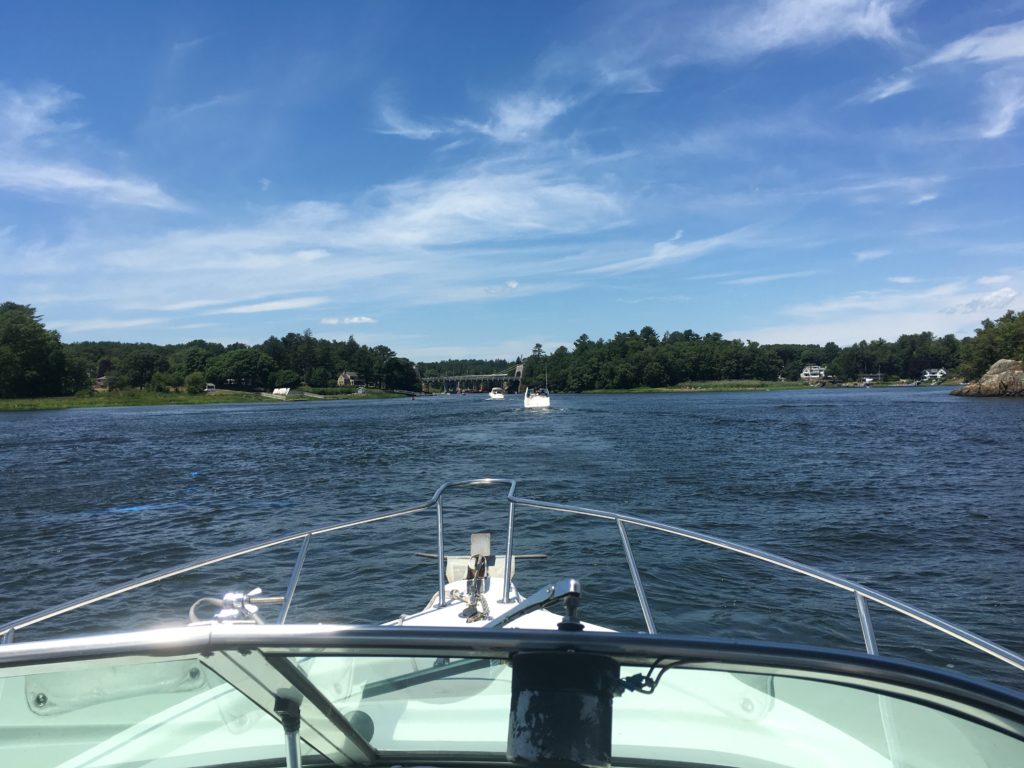 About Winnipesaukee boat tours